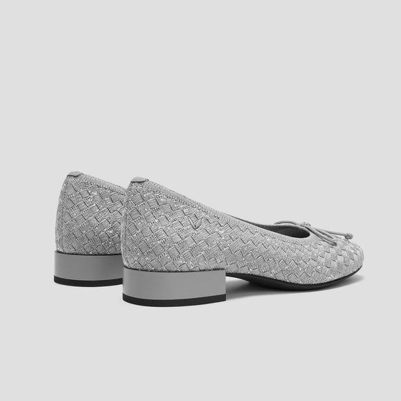 Vivaia Round-Toe Small Bow Block Heels (Bianca) - Picture 5 of 16